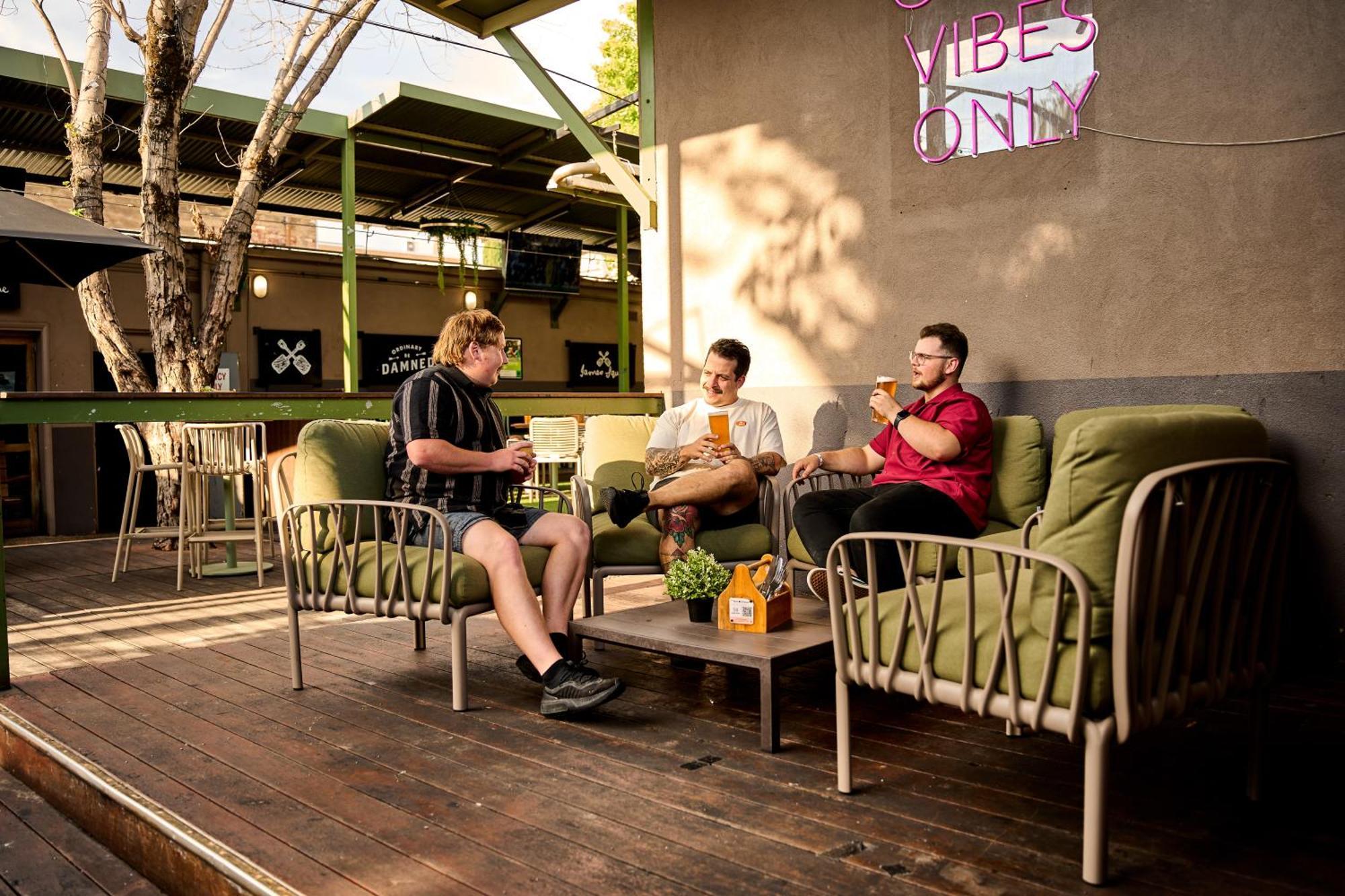 Hotel Beer Deluxe Albury Extérieur photo